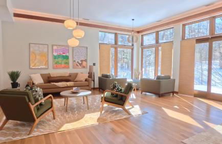 5BR Home Near Boston 4,000 Sq Ft & In-Law Suite - Foto 1