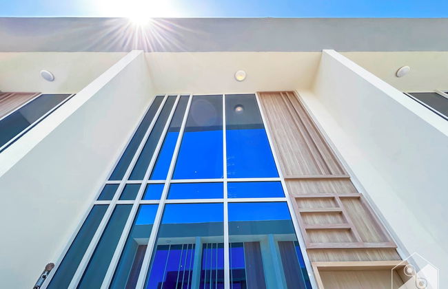 Luxury 1-br Villa in Rukan: Dubai Skyline Views! - Foto 28