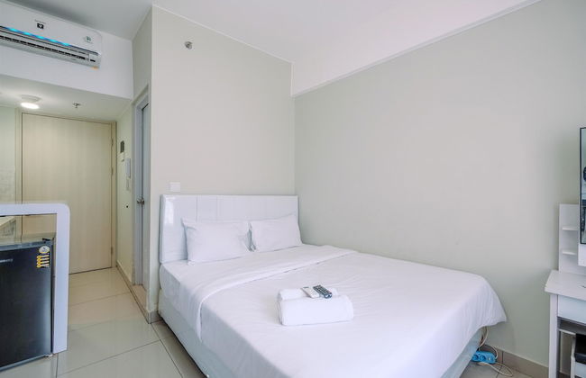 Nice And Comfy Studio At Springlake Summarecon Apartment - Photo 3