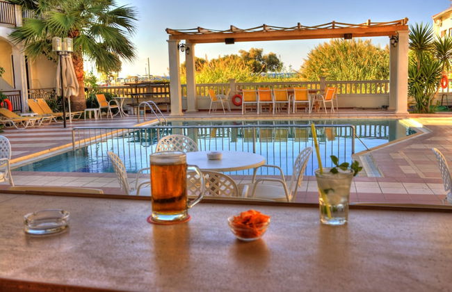 Trefon Hotel Apartments and Suites - Foto 42