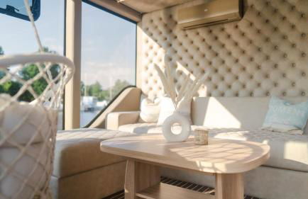 Lieblingsplatz Parey - schwimmendes Hausboot - Foto 12