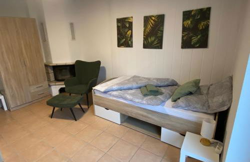 Green-Lodge Gästehaus für 8 Personen in Peine OT Woltorf - Photo 1