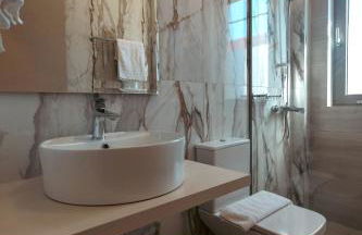 Nicole Studios - Foto 33