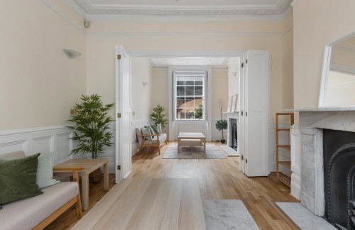 Parea Living - Spacious 4 Story House, Families, Big Groups - Foto 12