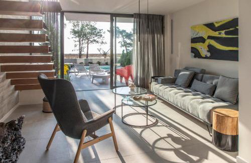 IKIES 3 Modern Eco-Friendly Private Seaview SIGNATURE Villas with a Pool - Foto 18