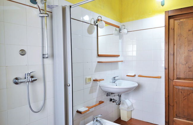 Rustic Holiday Home in Citta di Castello With Swimming Pool - Photo 52