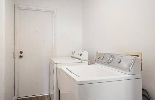 Lilly's Guesthouse-Farmstay with Valley Views! - Foto 13