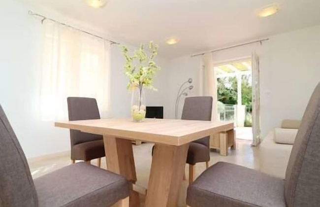 Apartments Seafront Silence - Photo 10