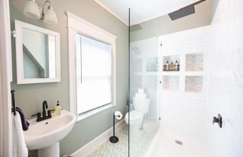 Sunny efficiency in historic home - Foto 6