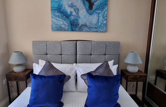 Town Center 4 Bedroom 4 bathroom House - Foto 5