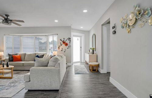 Luxe by Jenn - 3BR Retreat with Heated Pool - Photo 38