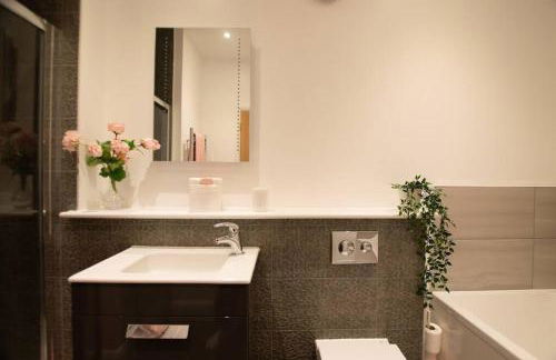 New stylish 4 bed house moments from Clacton beach - Foto 28