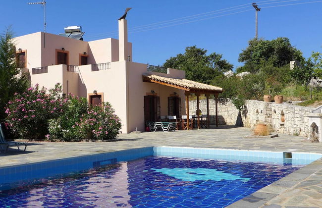 Villa in Axos With Pool Near Panormo Beach - Foto 1