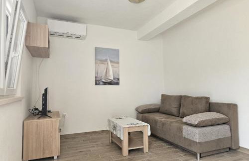 Banovi Dvori - Foto 3