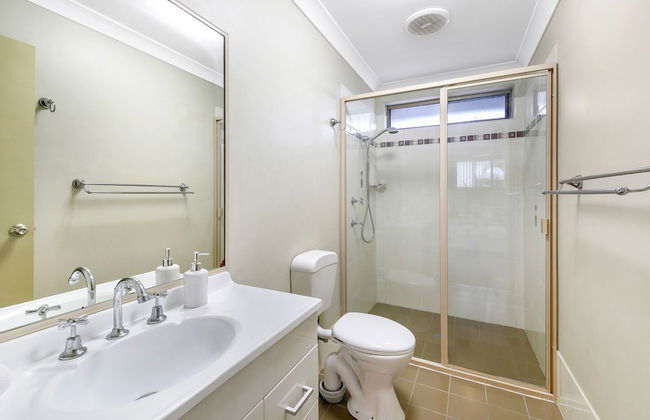 Smugglers on the Beach - Foto 58