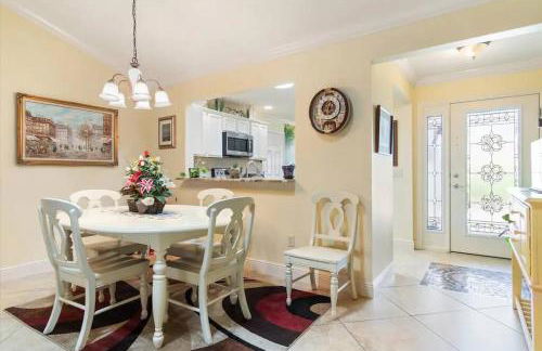 The Villages Sumter Landing With lanai & patio! - Foto 6