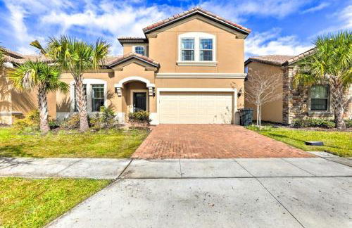New Upscale 8BR Kissimmee Retreat with Private Pool, Spa & Resort Amenities - 7 Mi to Disney! - Foto 87
