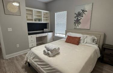 Beach Days, Nightlife Nights, East End of PCB - Foto 38