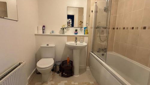 1 Bed Flat - Sleeps 4 - Pets - Parking - Wifi - Foto 5