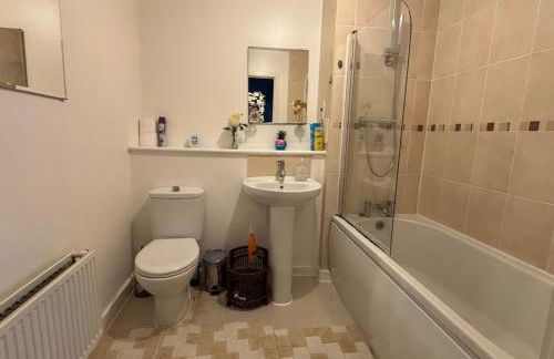 1 Bed Flat - Sleeps 4 - Pets - Parking - Wifi - Foto 5