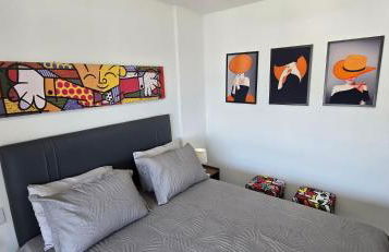 SUPER FLAT 180 graus em Angra dos Reis , Frente Mar na Marina Piratas com estacionamento - Foto 63