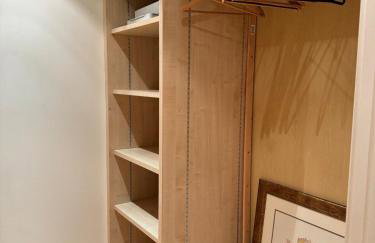 Chelsea Riverfront 2BR & Balcony - Foto 24