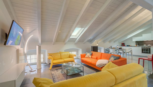 Loft Jacuzzi in Riva del Garda - Foto 5, Habitación