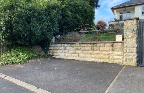 The Little Oak - tiny house with bed on mezzanine & terrace - from 1 to 4 p Disney, Paris & CDG - Foto 40