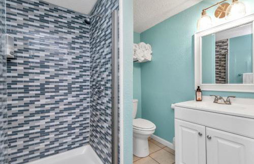 Sleep a Group of 7 in this Spacious Galveston Studio - Minutes to Beach! - Foto 16
