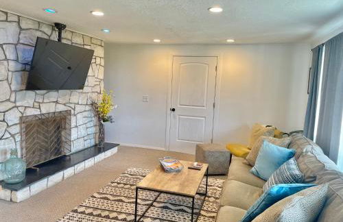 City light views getaway close to top ski resorts - Foto 9