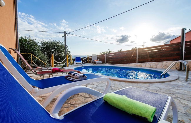 Holiday Home in Jasenice With Garden - Foto 21