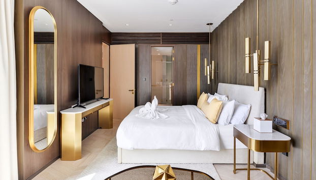 Maison Privee - Elegant Apt with Sea Views at FIVE Palm Jumeirah - Foto 2, Habitación