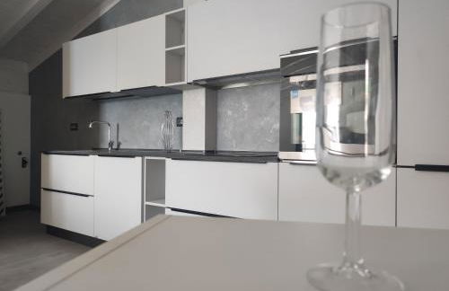 Luminoso appartamento vista lago - Photo 19