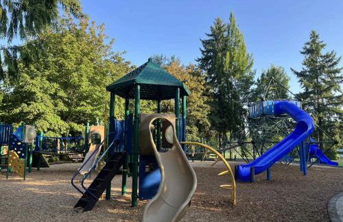 5BR Gem Walk to Microsoft and Near Redmond DT - Foto 58