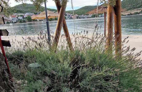 Cute apartment in stone house near sea - Foto 45