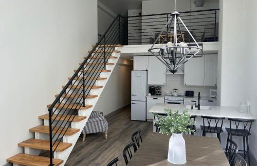 Main Street Farmhouse City Retreat by Hollyhock - Foto 1