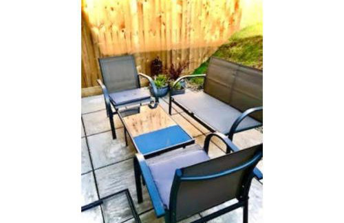 Rainbow View - Modern, central 1-bed flat, free on-site parking - Foto 13