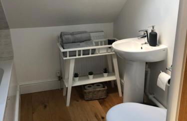 The Annexe rural retreat near Bath - Photo 25