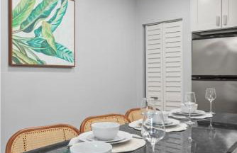 Modern Escape Near Lake Eola and Downtown Orlando - Foto 10