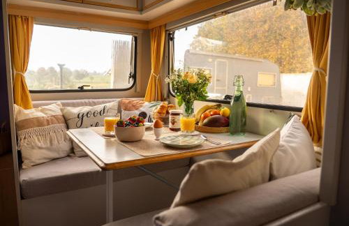 Gemütlicher Camper fußläufig zur Therme Erding - Foto 1