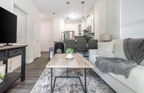 Landing Stylish 2BD Gym Clubhouse - Photo 12