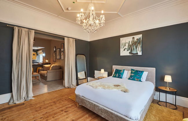 Host Stay Northville Arrifana - Photo 1