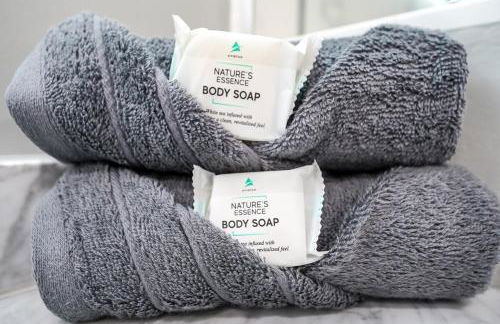 Waterfront Luxe 3BR, Pool, Hot Tub & Dock - Foto 24