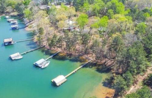 NEW! Lakefront|Lux|Games|HotTub|Dock|Friends+Fam! - Foto 4