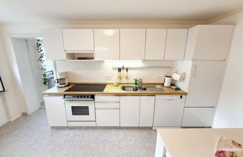 Ferienwohnung Marie - WLAN, Küche, im Ortskern, Einkaufsläden in der Nähe - Foto 8