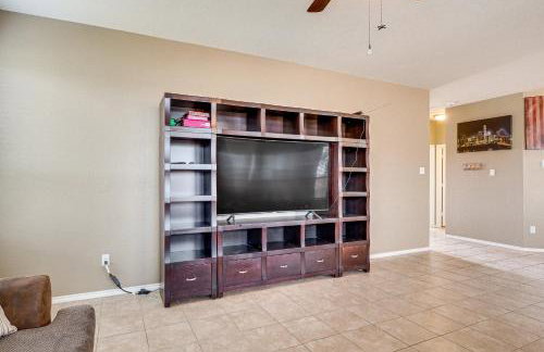 Family Friendly! 2-Story Home Near Georgetown Sq - Foto 13