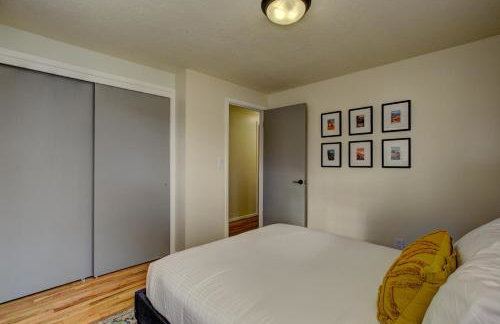 Sunset Home perfect for extended stays with fully fenced in yard, designated office, two living rooms, located across from Boise Foothills and close to Bogus Basin in Boise's North End - Photo 16