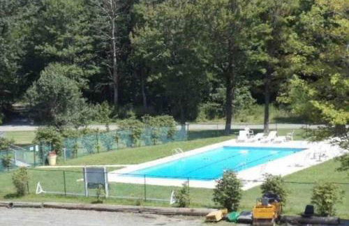 Top (third) floor loft condo. Full resort access. - Foto 19