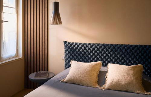 Suite atypique - Jacuzzi spa privé, en centre ville de Cognac - Foto 8