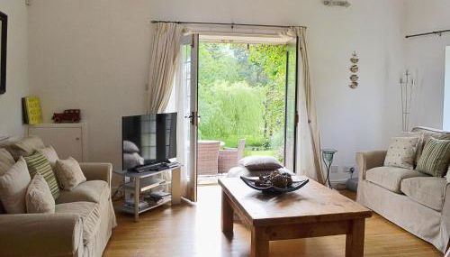 Wee Bridge Farm Cottage - Photo 2